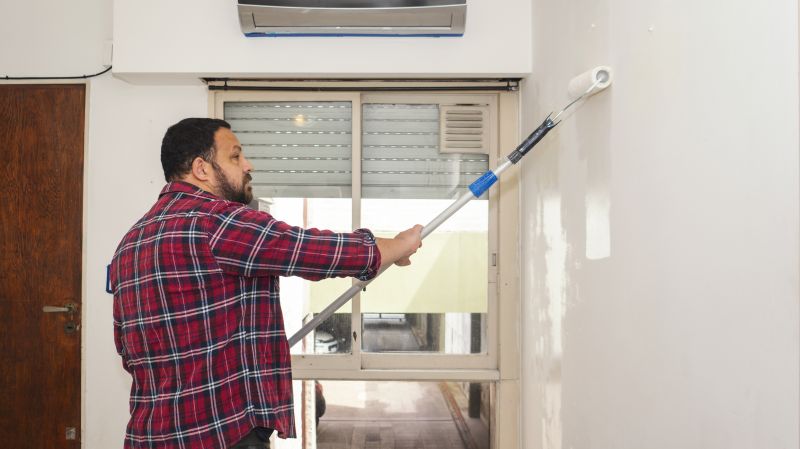 Who Does Interior Paintings